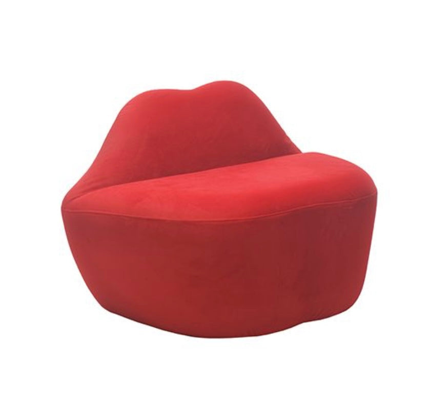 Master Series Lips Chair - Red