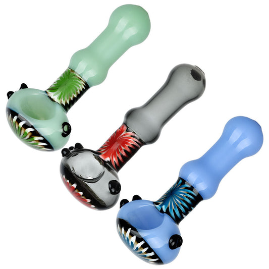 Step Into Now Spoon Pipe | 5.25" | Colors Vary - Smoke N’ Poke