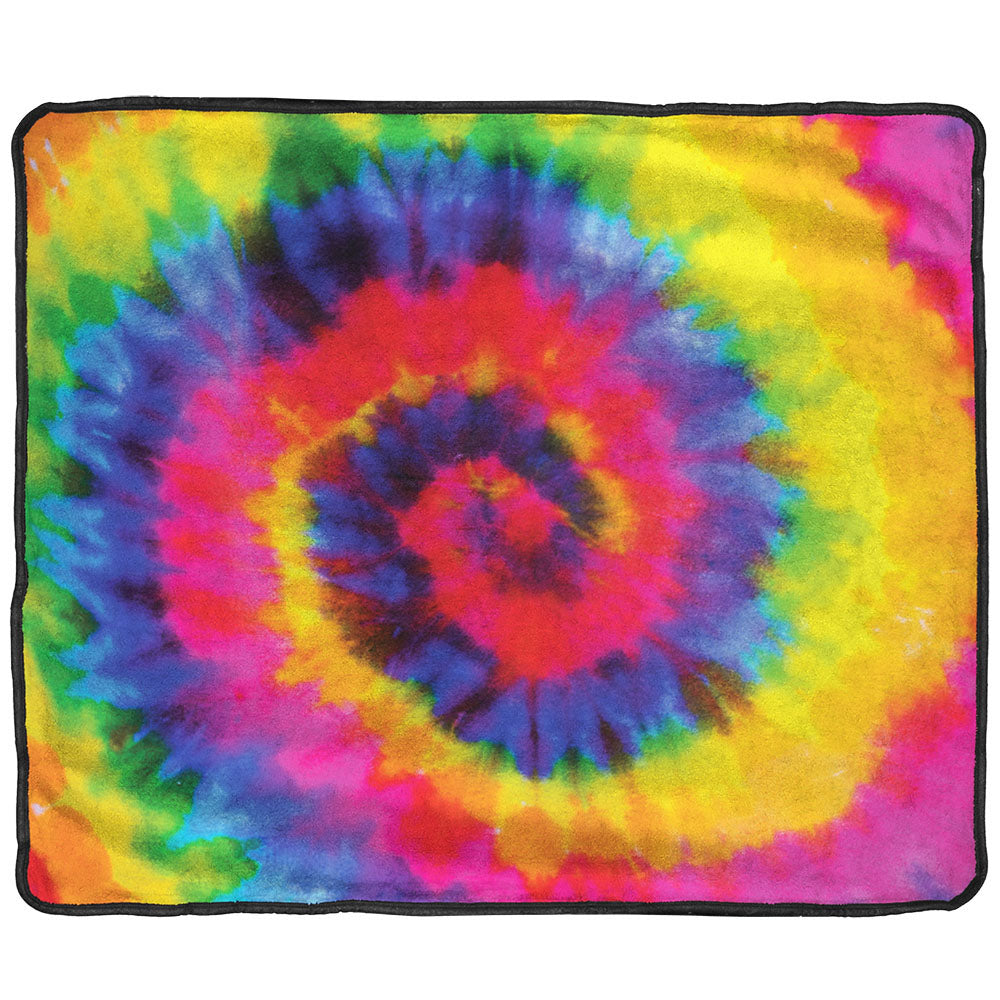 Pulsar Fleece Throw Blanket - Smoke N’ Poke