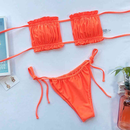 Conjunto de bikini fruncido con ribete de volantes